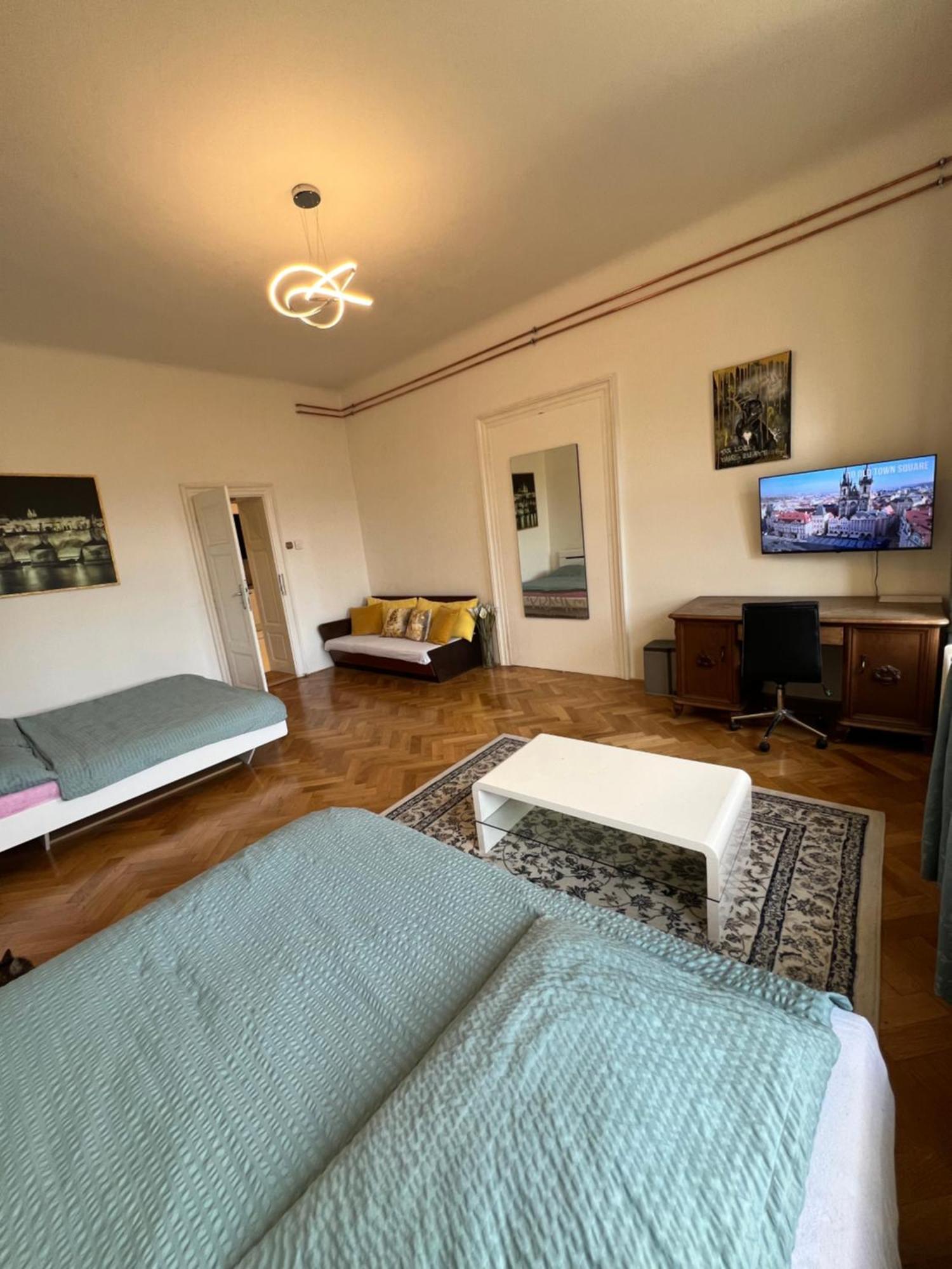 Wenceslas Square Apartment 150 M2 Praag Buitenkant foto
