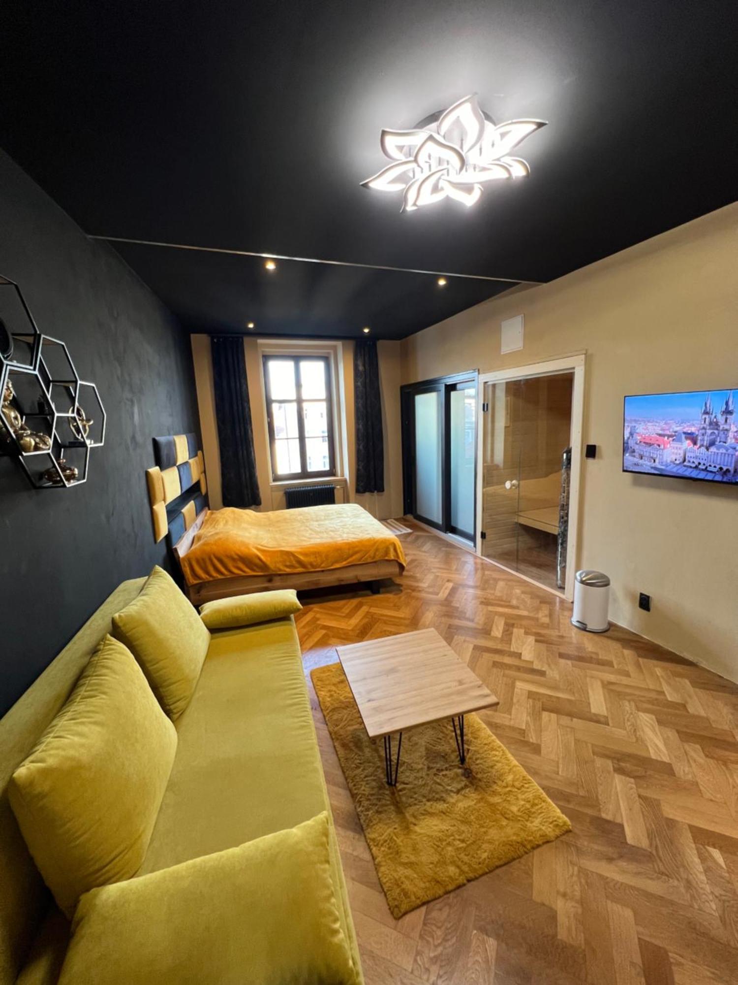Wenceslas Square Apartment 150 M2 Praag Buitenkant foto