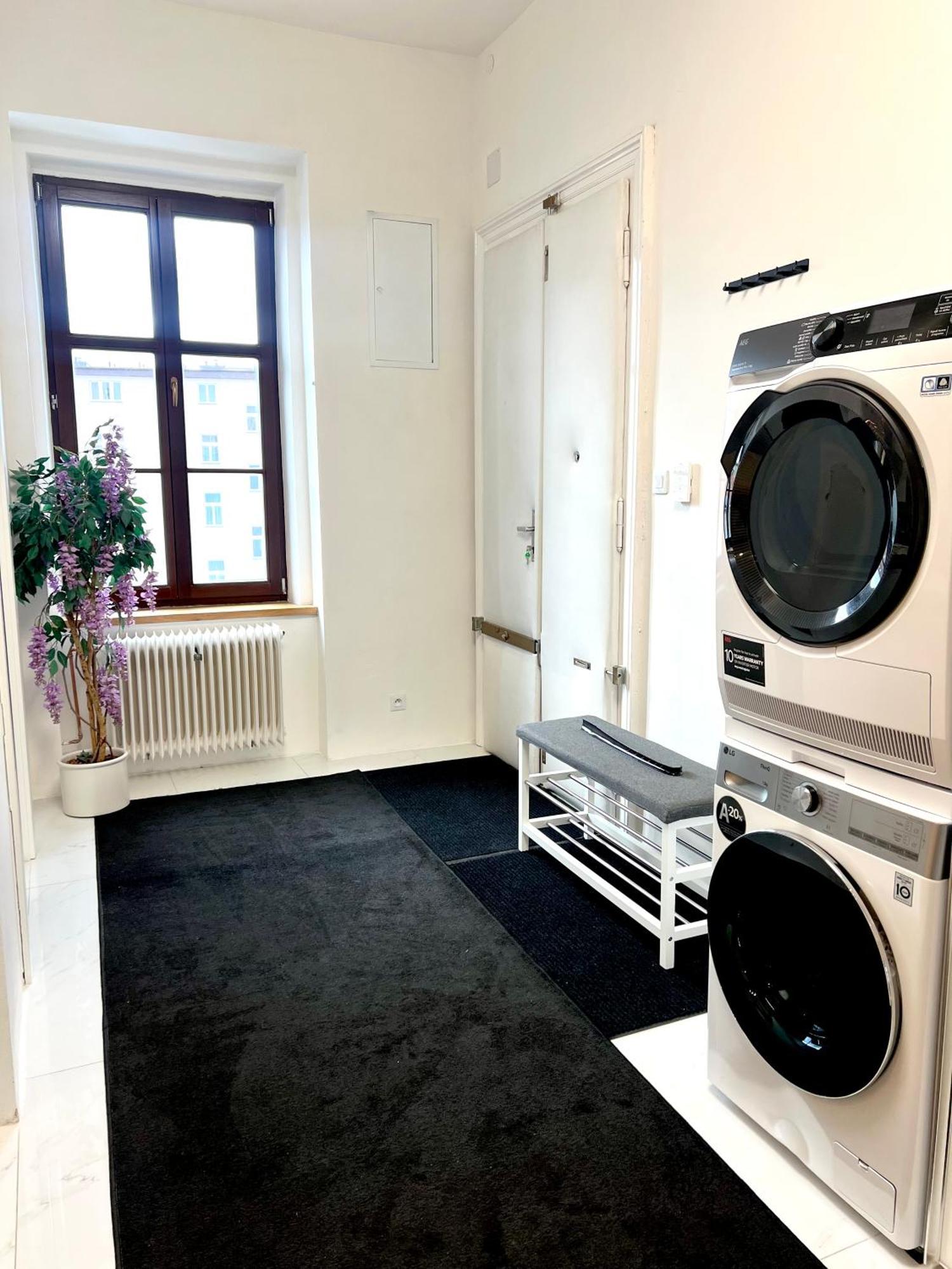 Wenceslas Square Apartment 150 M2 Praag Buitenkant foto